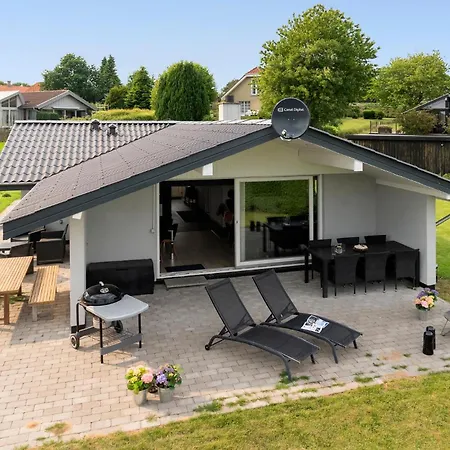Holiday home 3 Bedroom Stunning In Hejls
